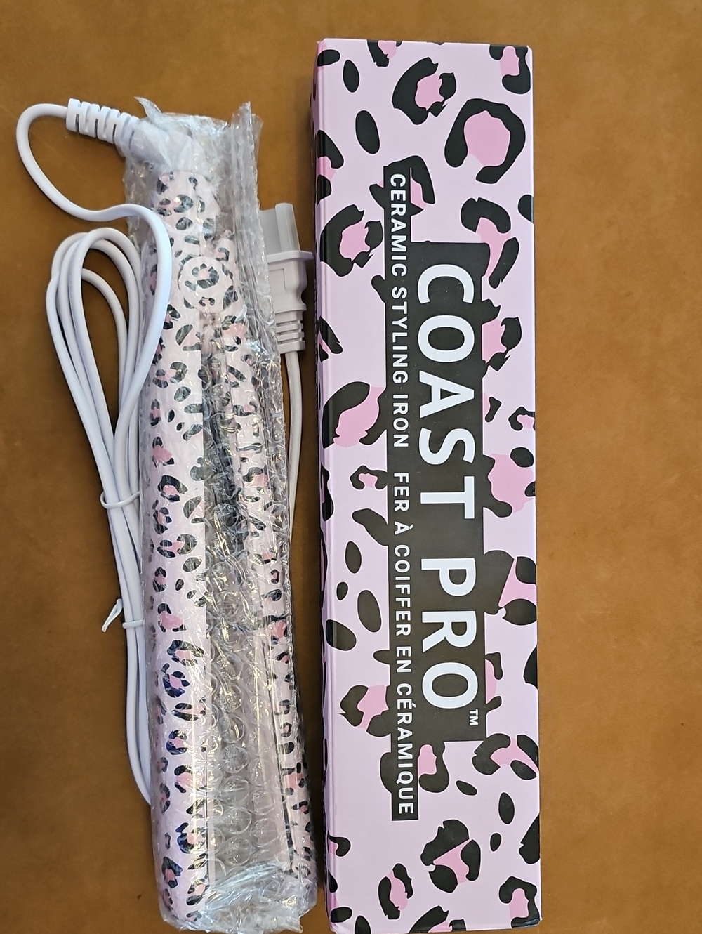 BEACHWAVER, Coast Pro Ceramic Styling Iron - Pink Leopard